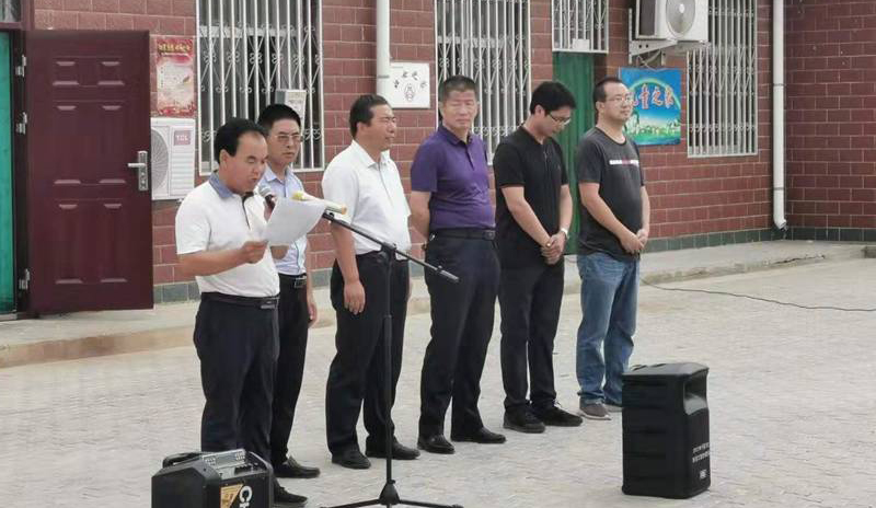 寧夏回族自治區(qū)吳忠市同心縣農(nóng)業(yè)局展會，愛麗潔農(nóng)村廁所改造產(chǎn)品備受歡迎！